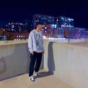 Meet your Posher, Isai